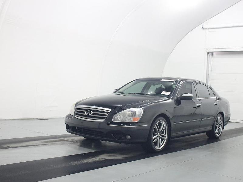 Infiniti Q45