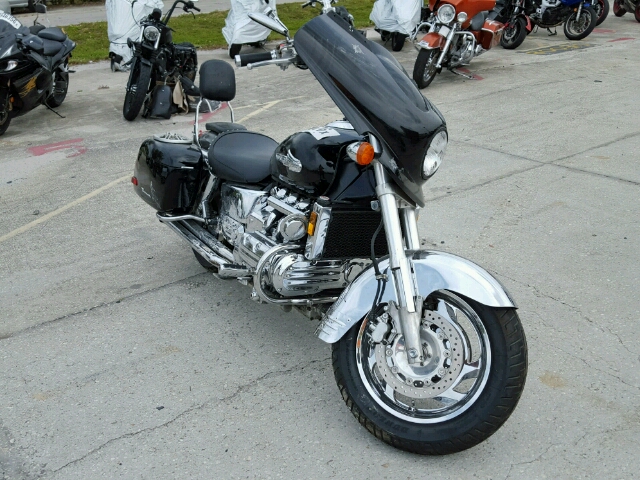 Honda GL1500CT (VALKYRIE TOURER)