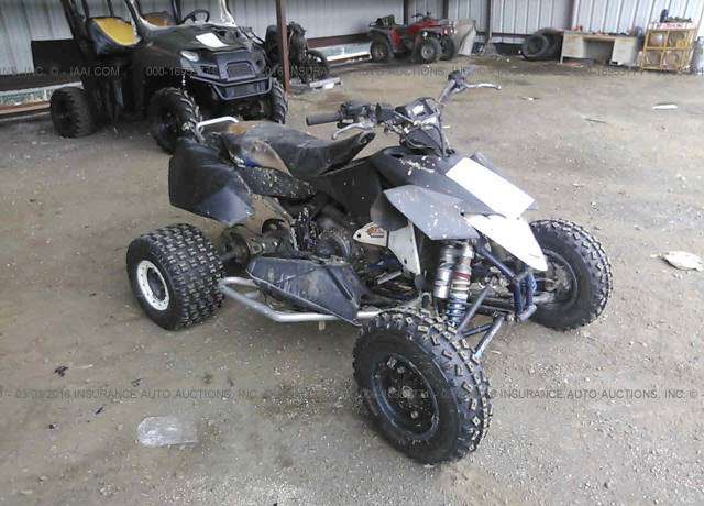 Suzuki LT-R450