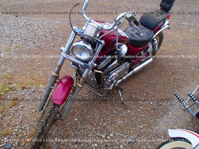 Suzuki VS800