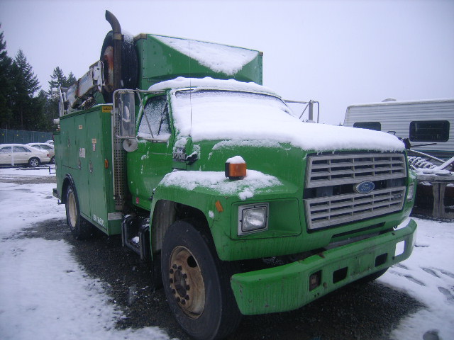 Ford F-700
