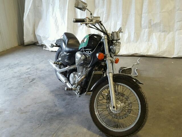 Honda VT600CD (SHADOW VLX DELUXE)