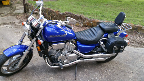 Honda VF750C (MAGNA)