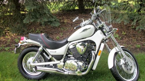 Suzuki VS800