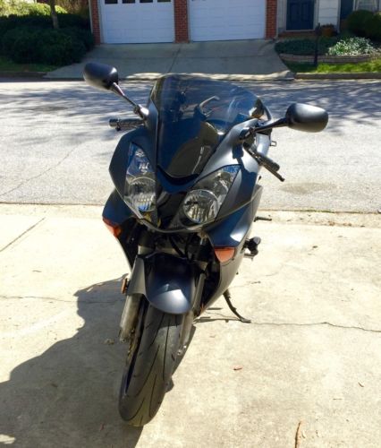 Honda VFR800A (INTERCEPTOR)