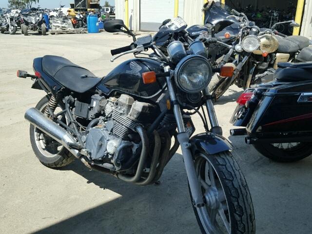 Honda CB750 (Nighthawk 750)