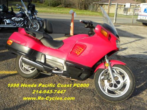 Honda PC800 (PACIFIC COAST)