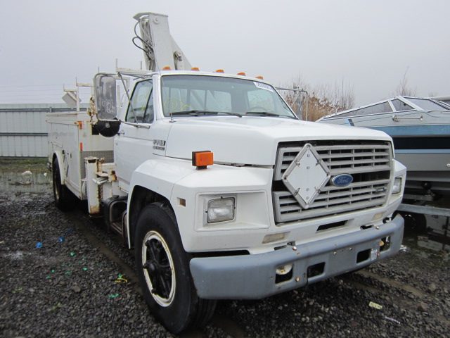 Ford F-700