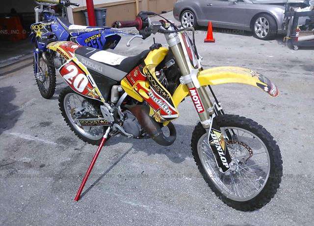 Suzuki RM125