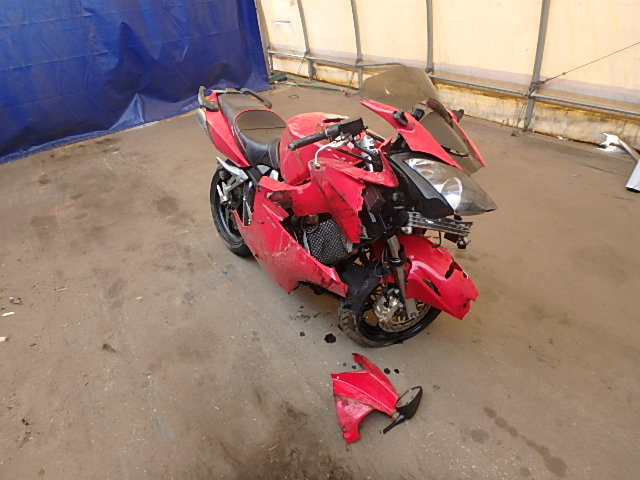 Honda VFR800A (INTERCEPTOR)