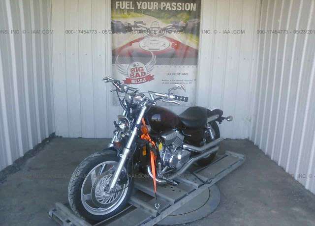 Honda VF750C (MAGNA)