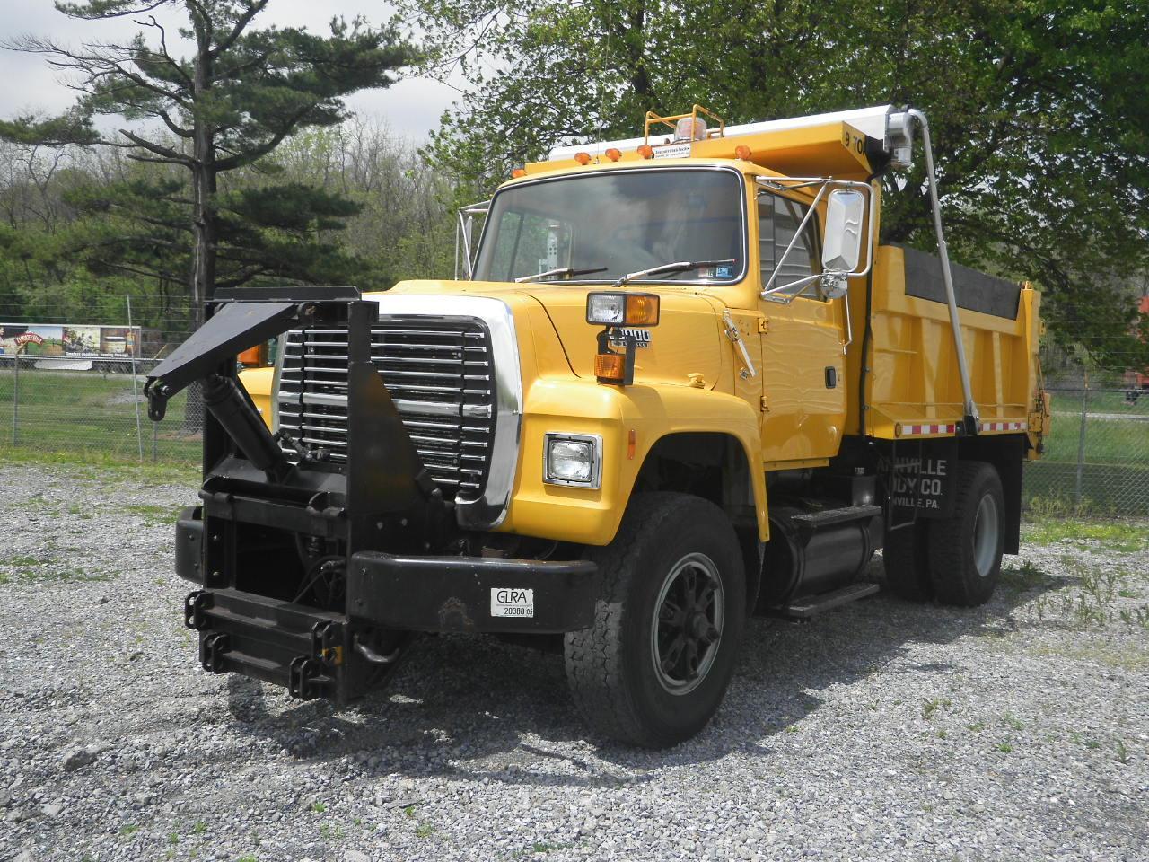 Ford L8000