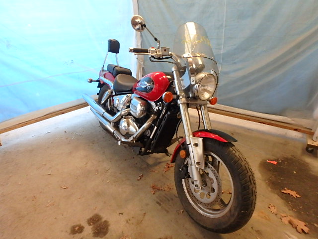 Suzuki VZ800