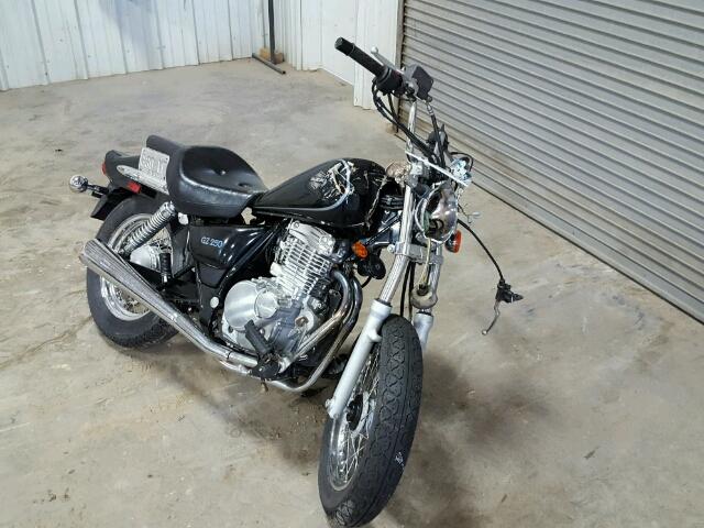 Suzuki GZ250K