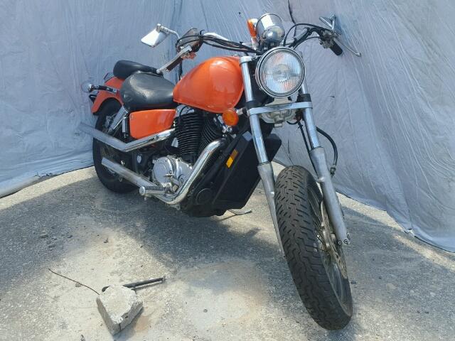 Honda VT1100C2 (SHADOW ACE)