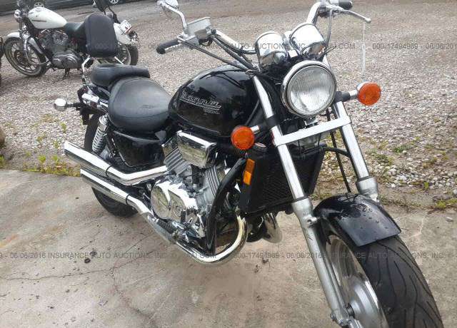 Honda VF750C (MAGNA)