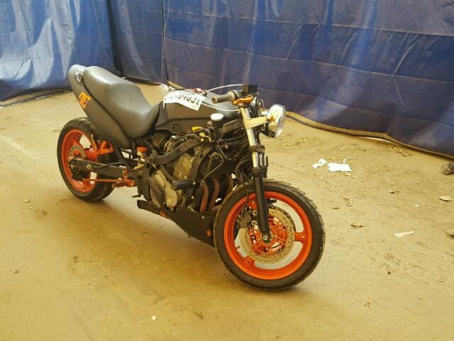 Suzuki GSX600FK