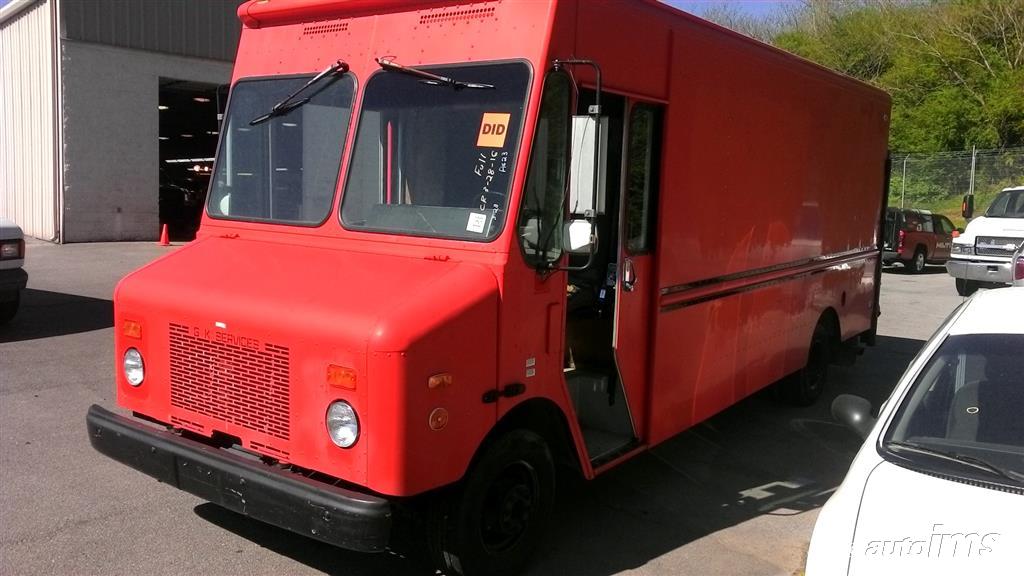 GMC P Truck Forward