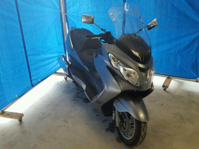 Suzuki AN400