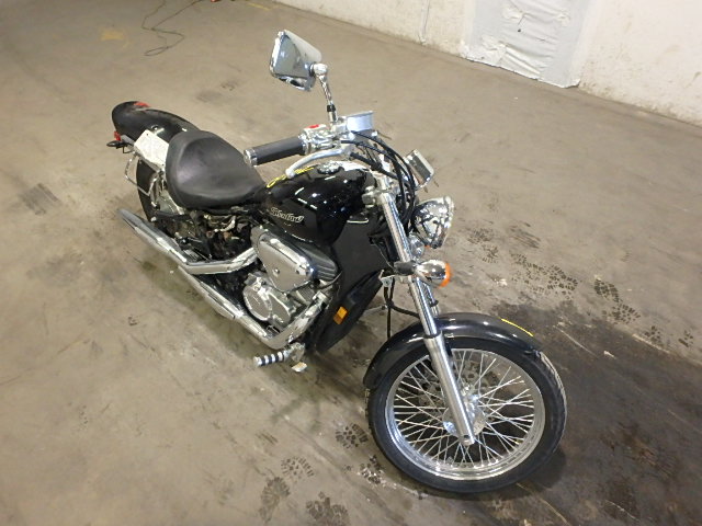Honda VT600C (SHADOW VLX)