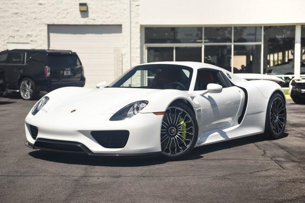 Porsche 918
