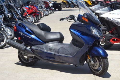 Suzuki AN650K