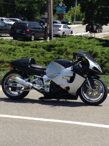 Suzuki GSX-R750