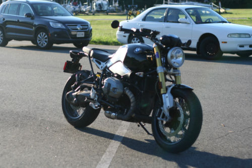 BMW R nineT