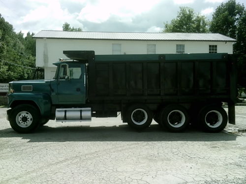 Ford LTL9000