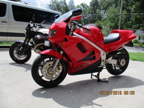 Honda VFR 750F