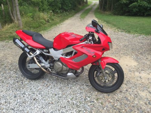 Honda VTR1000F (SUPERHAWK)
