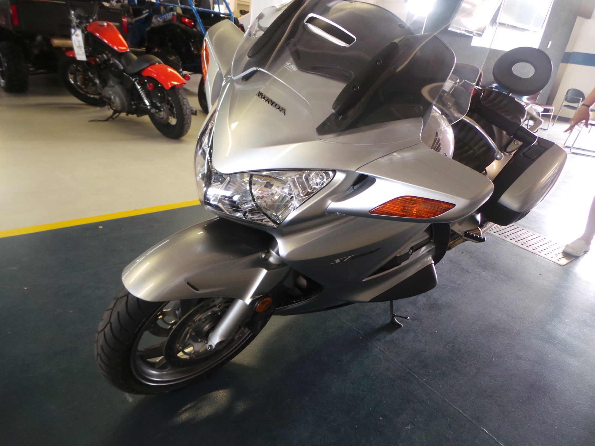 Honda ST1300A