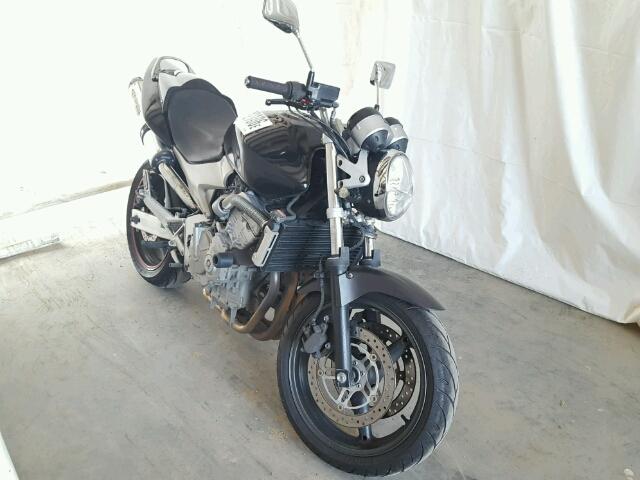 Honda CB600 (599)