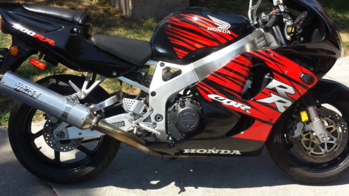 Honda CBR900