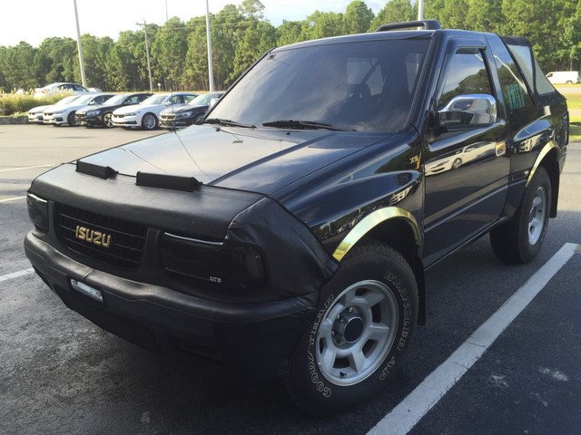 Isuzu Amigo