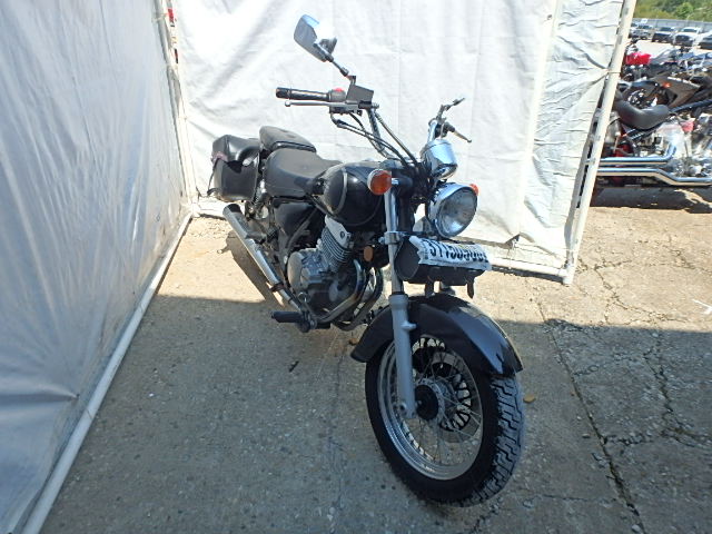 Suzuki GZ250K