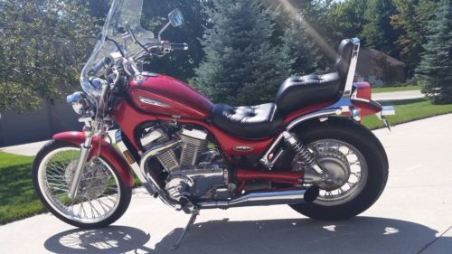 Suzuki VS800