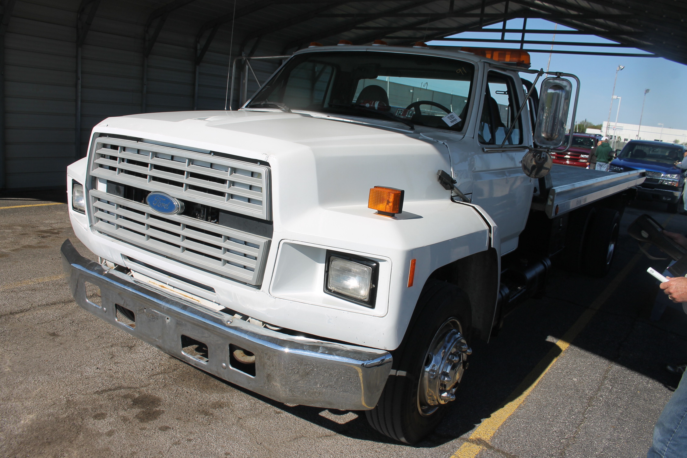 Ford F-700