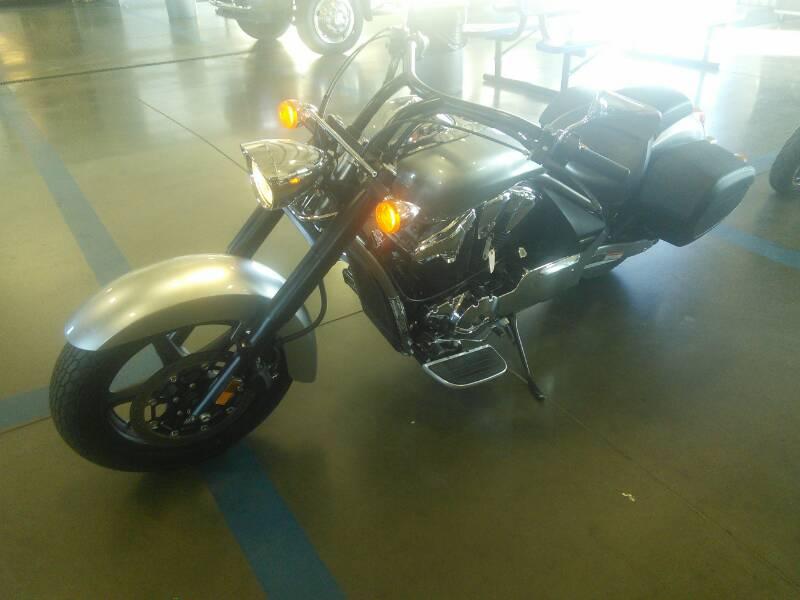 Honda VT1300 (Interstate)