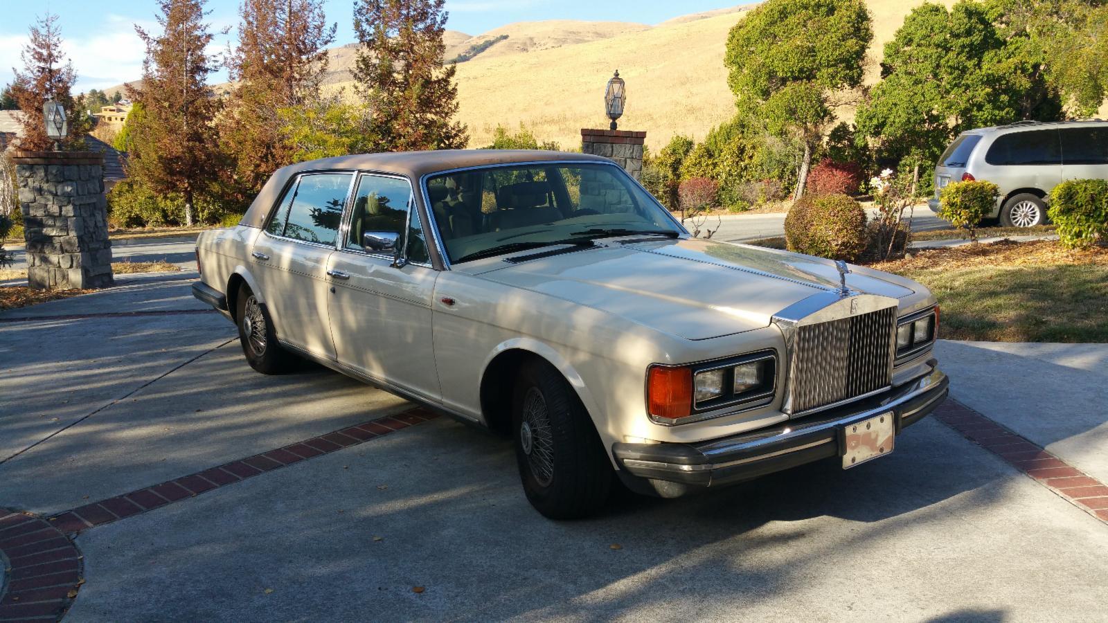 Rolls-Royce Silver Spur