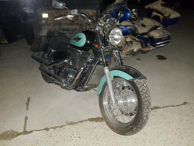 Honda VT1100C2 (SHADOW ACE)