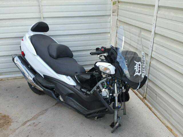 Suzuki AN650L