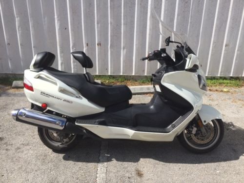 Suzuki AN650A