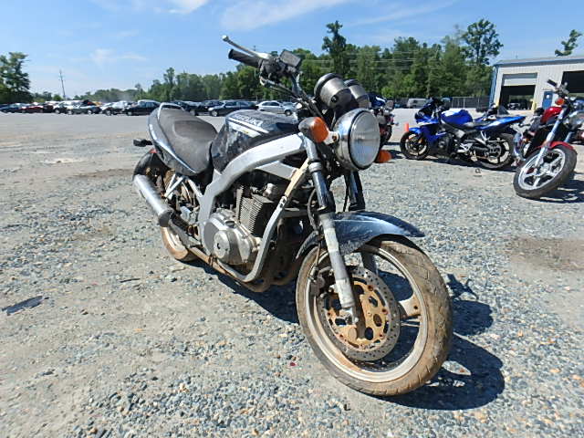 Suzuki GS500