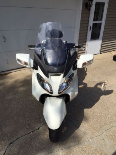 Suzuki AN650L