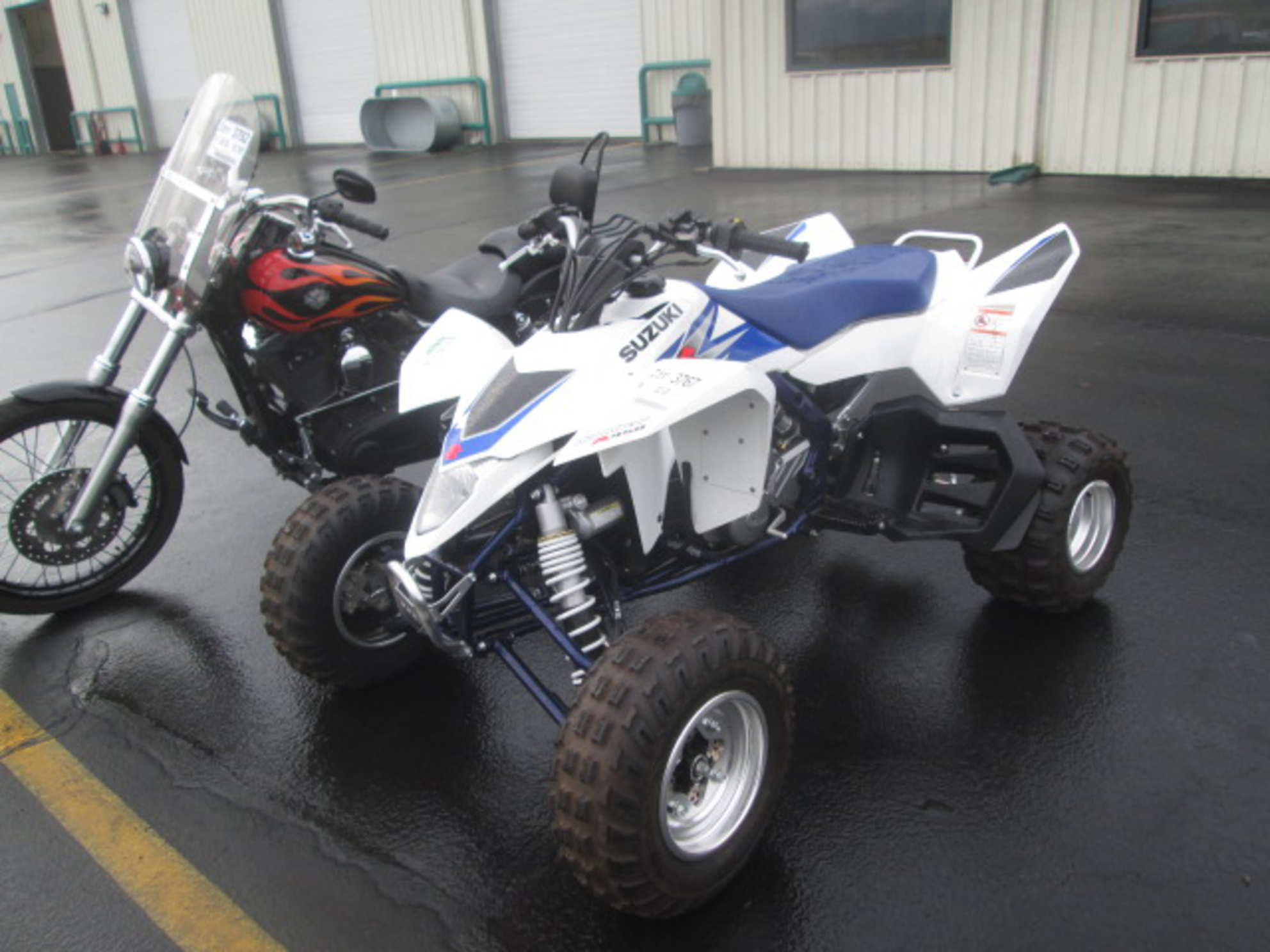 Suzuki LT-R450