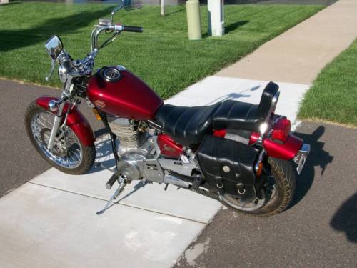 Suzuki LS650P