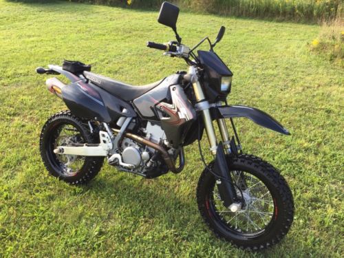 Suzuki DR-Z400SML