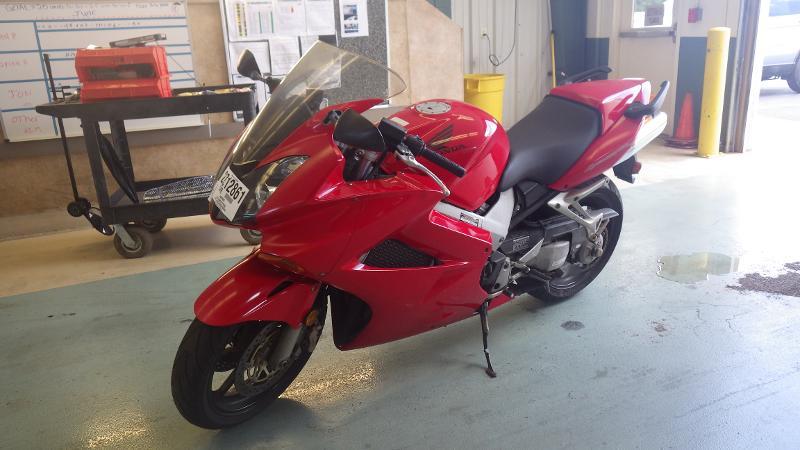 Honda VFR800A (INTERCEPTOR)
