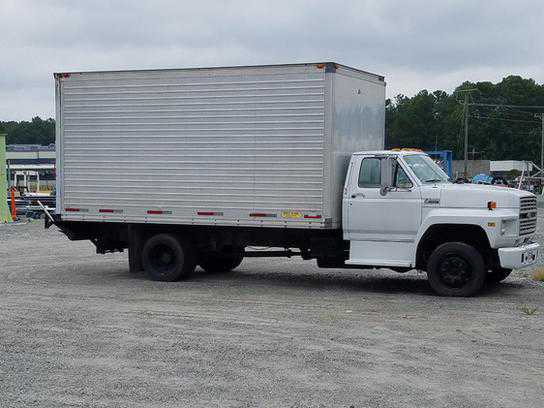 Ford F-600